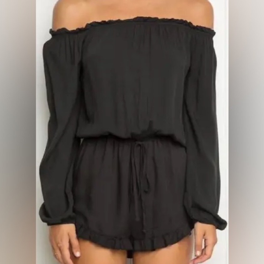 Brandy Melville Gabriella Off the Shoulder Black Romper One Size